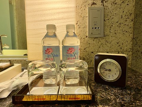 时隐时现的三件套—外滩茂悦外滩套房报告