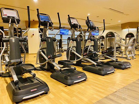 时隐时现的三件套—外滩茂悦外滩套房报告