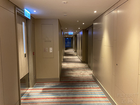 特殊时期价格感人：香港旺角智选假日体验