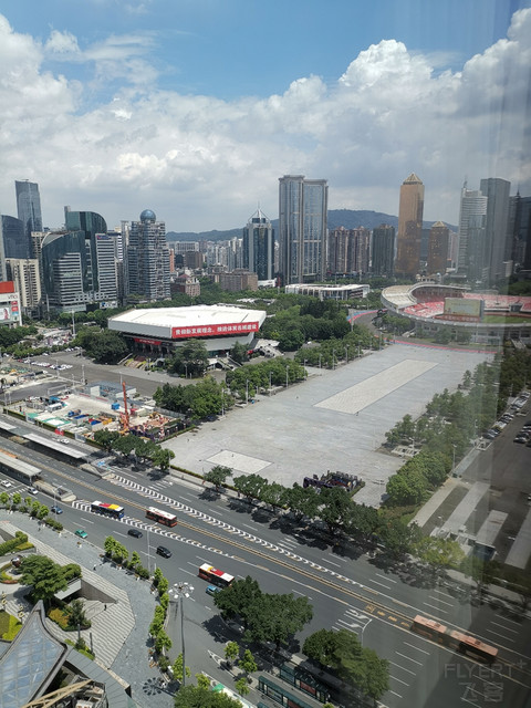 爱在羊城，脱单之旅第七集。广州正佳广场万豪酒店行政搞起，周边三家马里奥餐饮对比