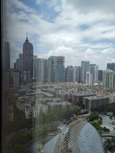 爱在羊城，脱单之旅第七集。广州正佳广场万豪酒店行政搞起，周边三家马里奥餐饮对比