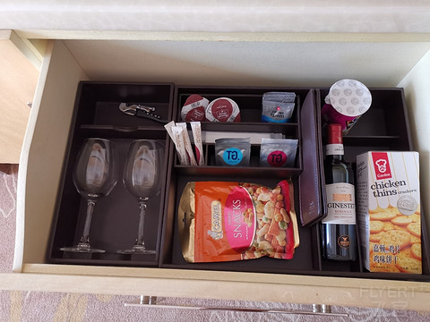 爱在羊城，脱单之旅第七集。广州正佳广场万豪酒店行政搞起，周边三家马里奥餐饮对比