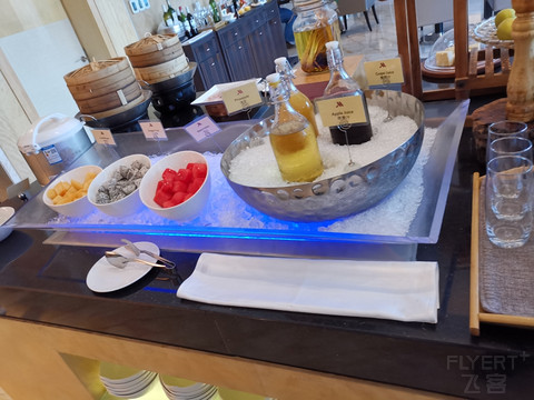 爱在羊城，脱单之旅第七集。广州正佳广场万豪酒店行政搞起，周边三家马里奥餐饮对比