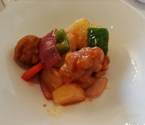 爱在羊城，脱单之旅第七集。广州正佳广场万豪酒店行政搞起，周边三家马里奥餐饮对比