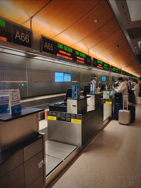 【面疫直行归家路，天涯咫尺伴明珠】南方航空：LAX～CAN明珠商务舱飞行体验