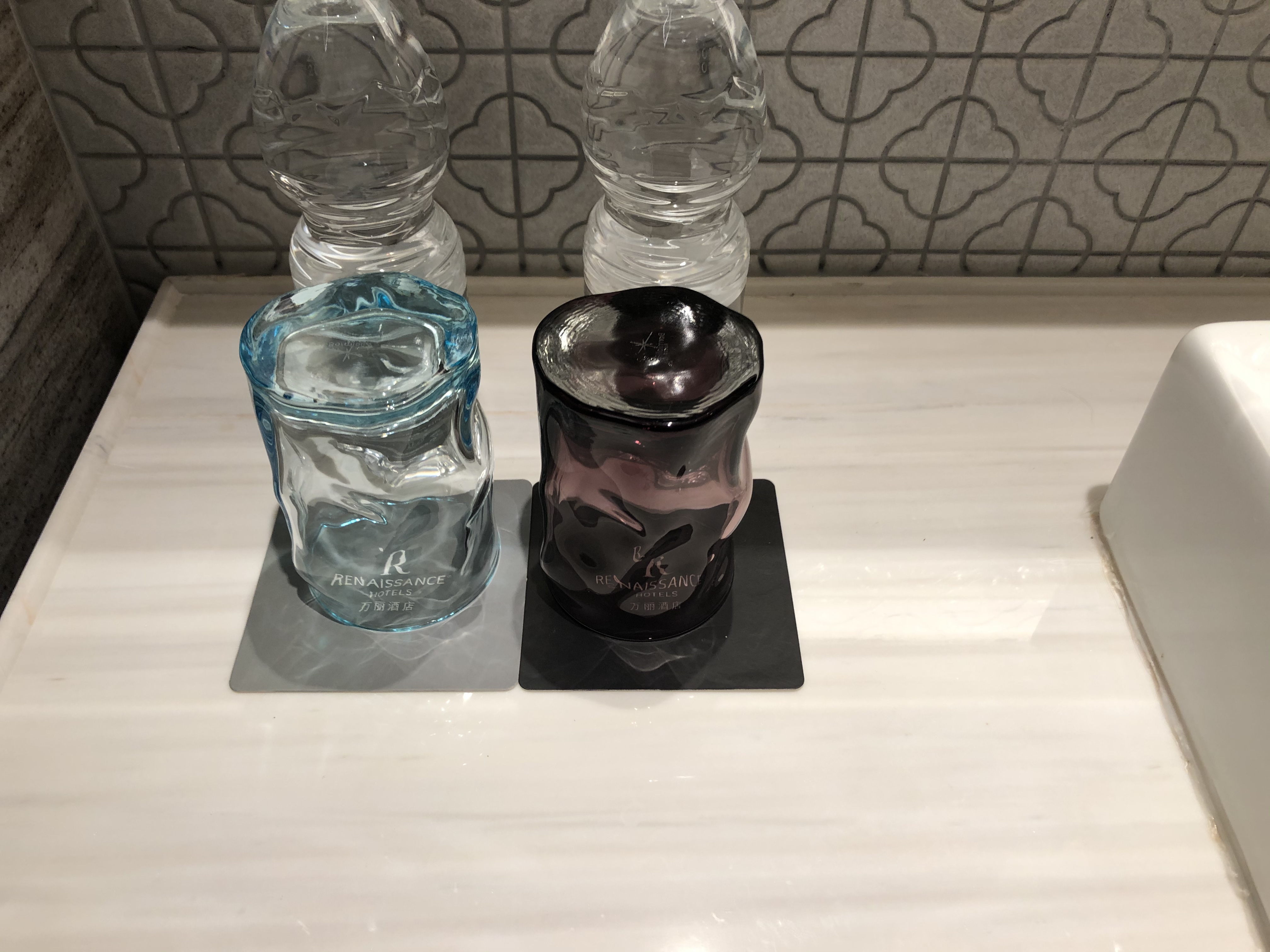 ˢˢ-ڇ;