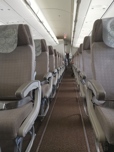 周末随心飞之SHA-CAN 330-300体验