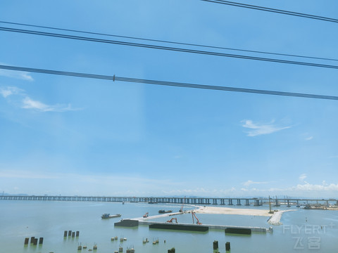 海航宽体B78A头等舱反鱼骨初体验，SZX-HGH