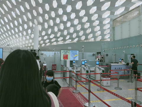 海航宽体B78A头等舱反鱼骨初体验，SZX-HGH
