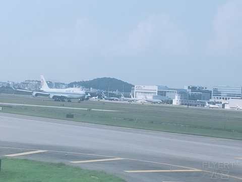 海航宽体B78A头等舱反鱼骨初体验，SZX-HGH