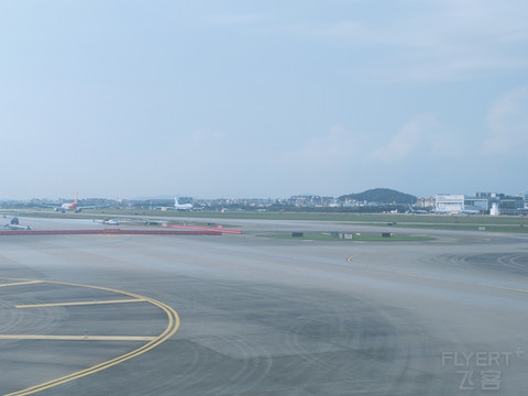 海航宽体B78A头等舱反鱼骨初体验，SZX-HGH