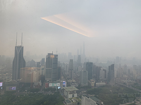 明天广场JW万豪行政套直面三件套
