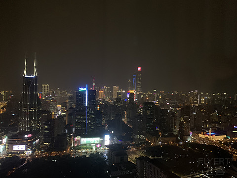 明天广场JW万豪行政套直面三件套