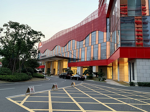 凤凰涅槃更加美丽 武汉卓尔万豪酒店