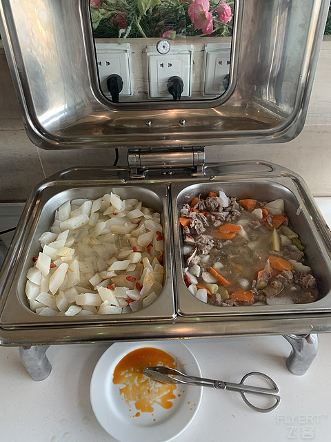 昆明长水机场V6休息厅报告