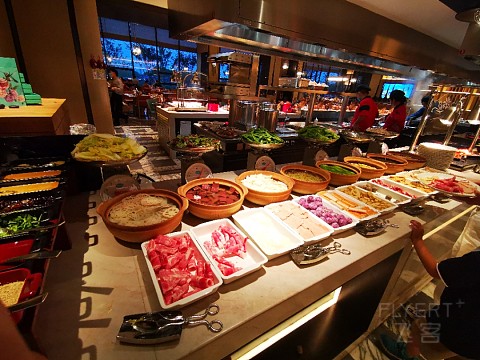 南京长江之舟华邑酒店自助餐初体验，没等到大老板，只能自己吃自己