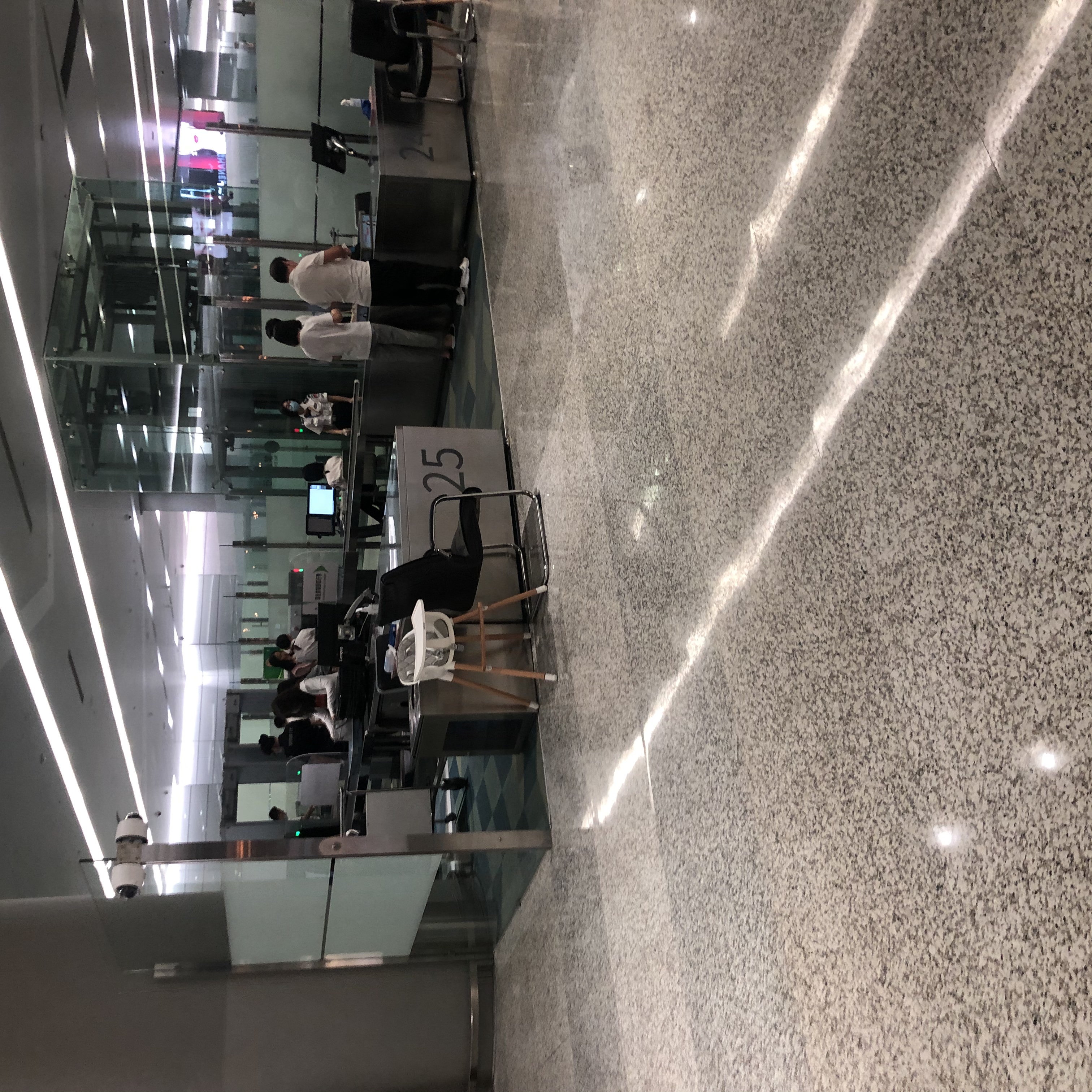 ͻȻȥ
HO1267 SHA-CKG