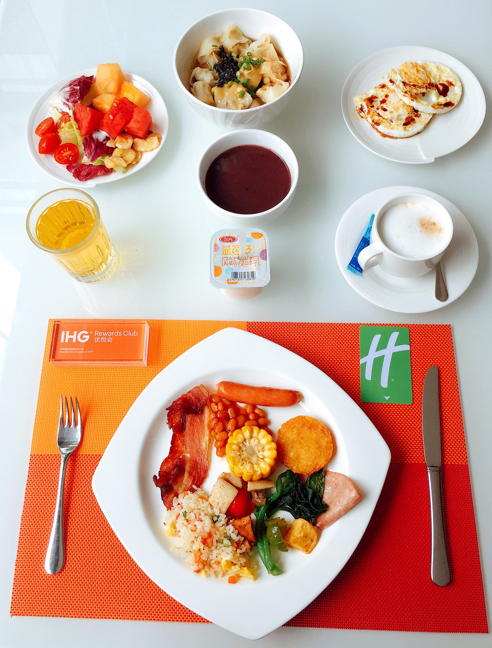 ʤŻ  ۶λõHoliday Inn