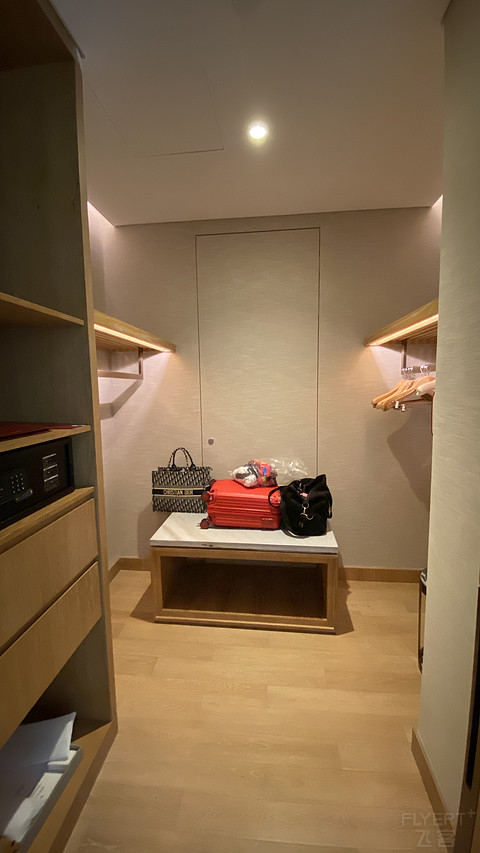 大海与鼓浪屿尽收眼底之云上厦门康莱德酒店