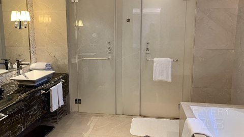 热情厚道，HH优秀--为黄岛泰成喜来登正名