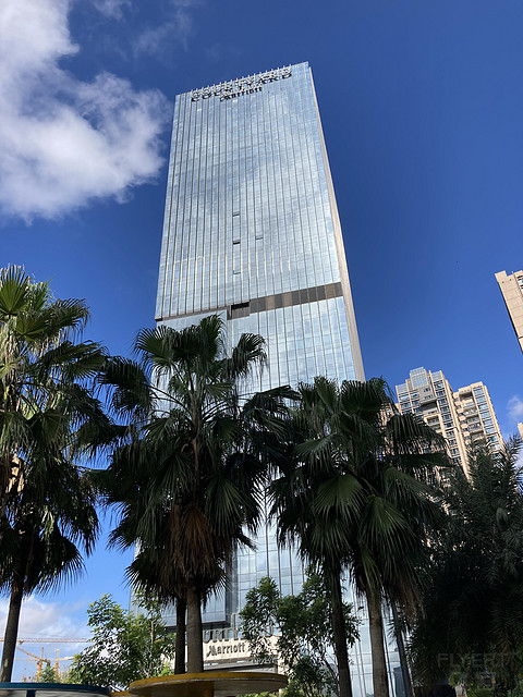 给金卡升套的深圳联投东方万怡酒店