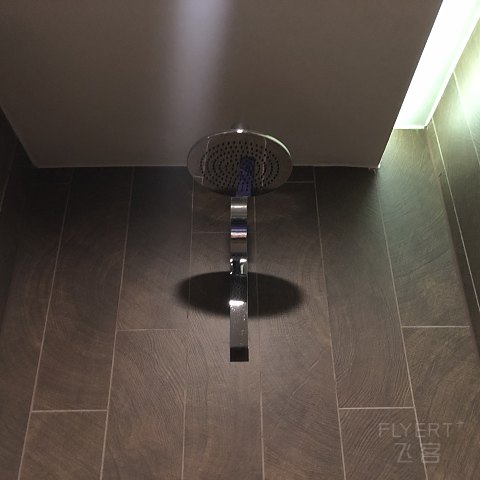 机场旁的双万怡体验-记【上海中建万怡】&【国际度假万怡】