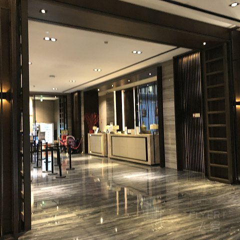 机场旁的双万怡体验-记【上海中建万怡】&【国际度假万怡】