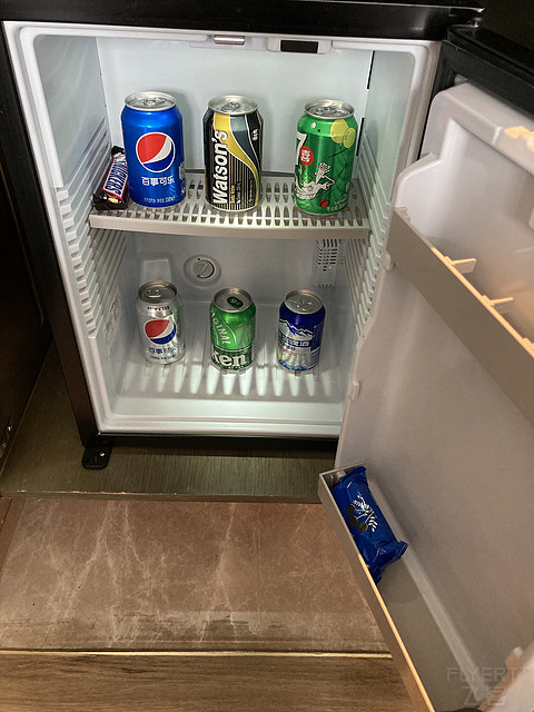 给金卡升套的深圳联投东方万怡酒店