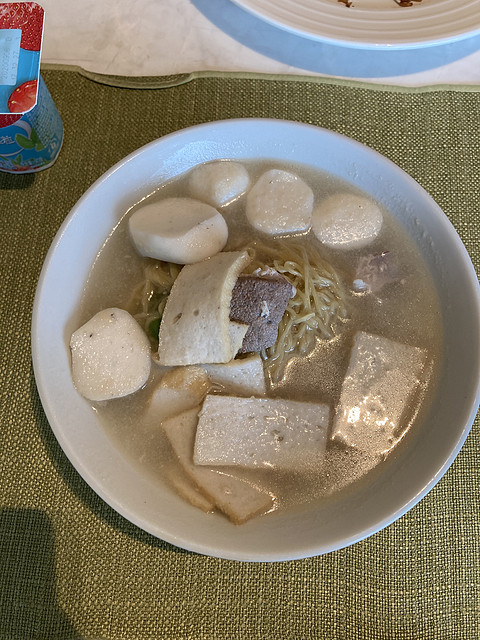 给金卡升套的深圳联投东方万怡酒店