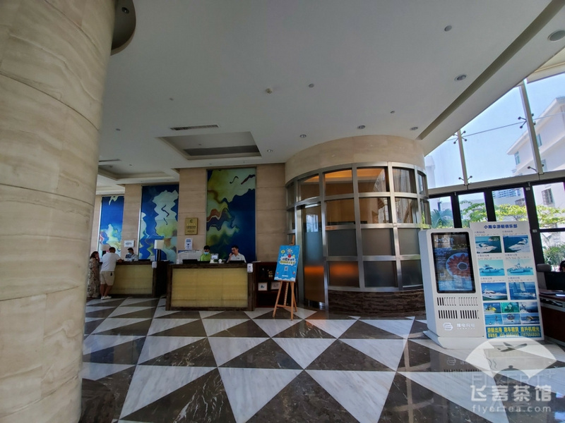 1528407mznuzt9lr4phjl6.jpg