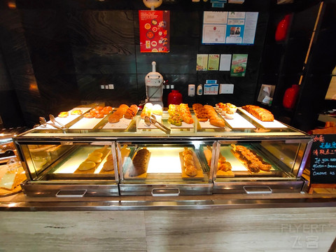 打卡重庆富力艾美酒店。我的第十晚万豪