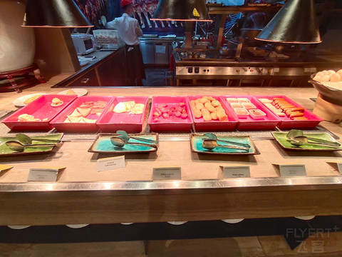 打卡重庆富力艾美酒店。我的第十晚万豪