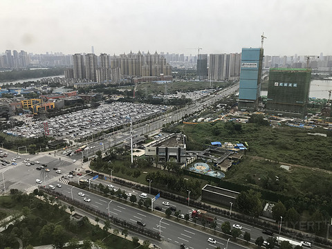 卓尔不凡-武汉卓尔万豪酒店