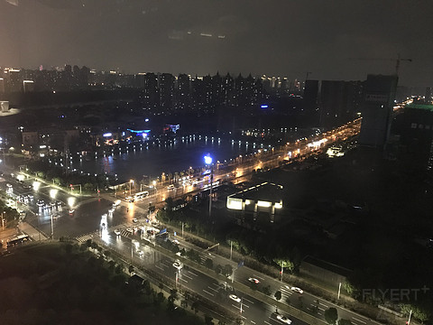 卓尔不凡-武汉卓尔万豪酒店