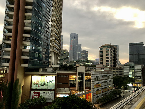 老牌高富帅，辉煌仍在延续—深圳金茂JW万豪酒店