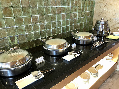 老牌高富帅，辉煌仍在延续—深圳金茂JW万豪酒店