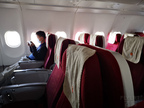 天津航空GS7856昆明-天津 A330经济舱飞行简评