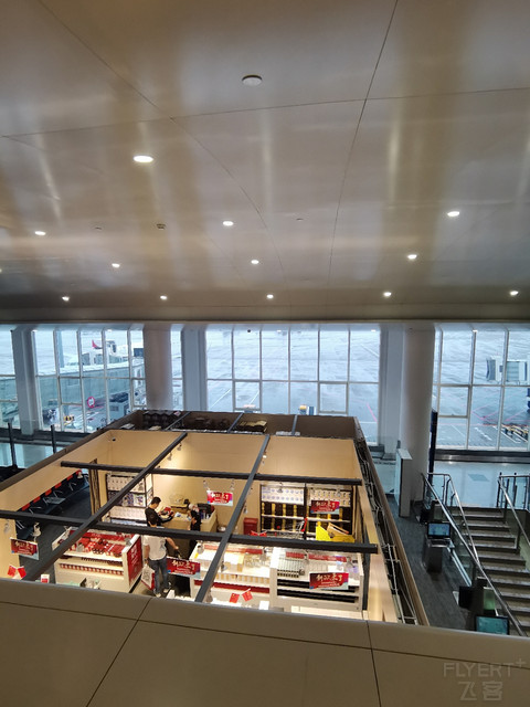 海口美兰机场奥特莱斯免税店两舱通道贵宾室全攻略