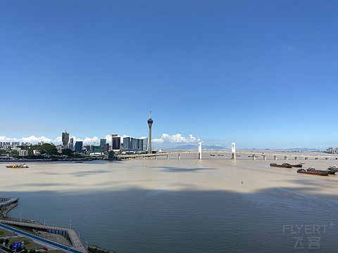 无敌露台澳门景观——珠海华发喜来登酒店行政海景露台套房