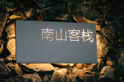 141739EWWPNZFNNQQYNIRJ.png