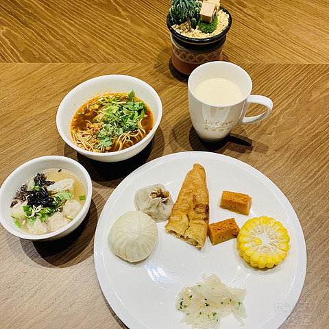 #丸子君探新店# 逸扉酒店UrCove陆家嘴世博中心店 新装气味有点上头 但未来可期
