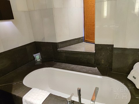 【懒人X2长安游】我喜达屋不存在扣扣搜搜的酒店--西安威斯汀大酒店#金秋畅游#