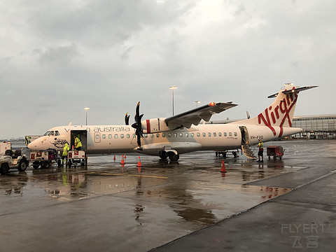 自制麦夸里港中转 ATR72-600初体验