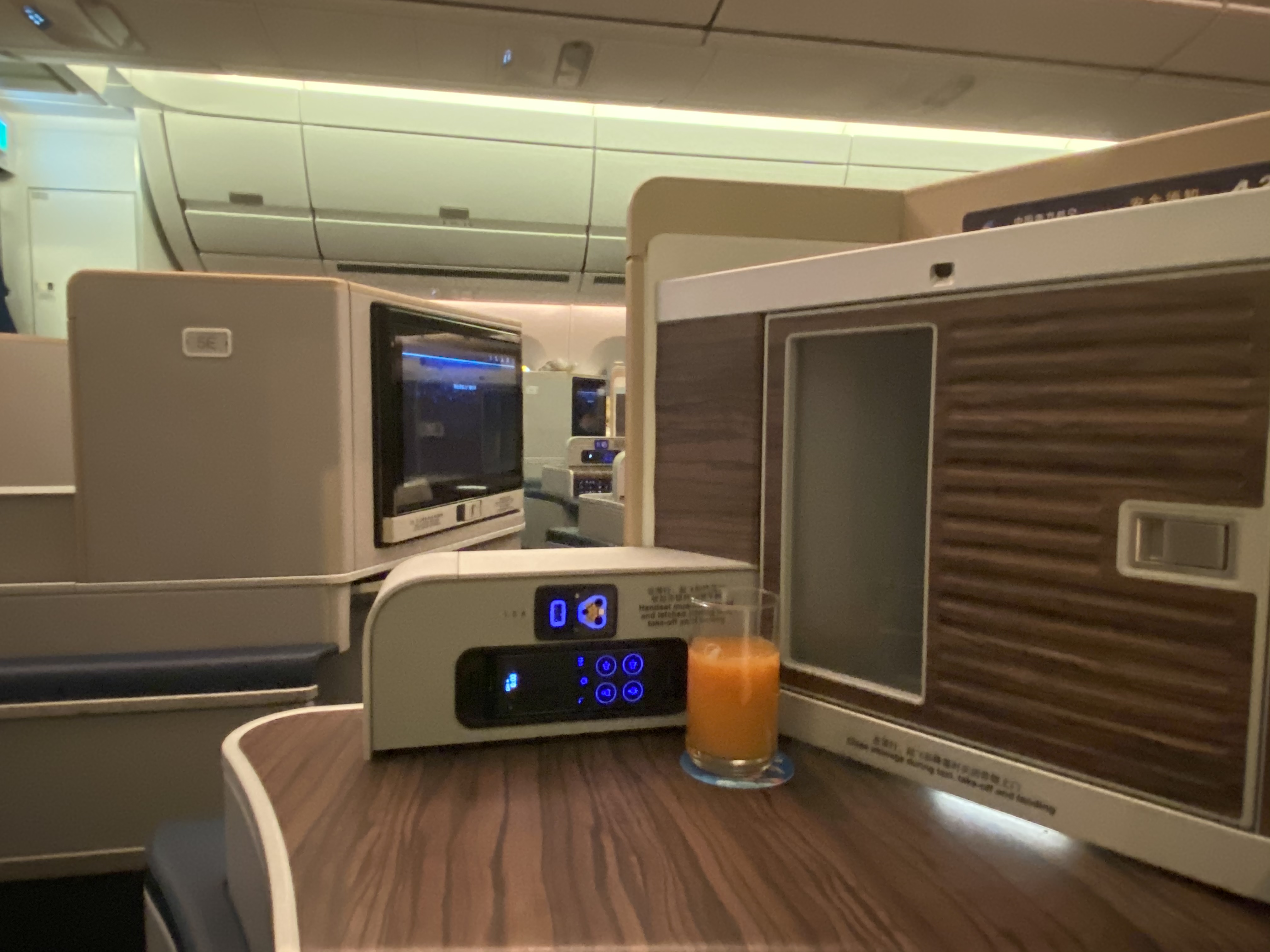 A350ZGGG- ZBAD-