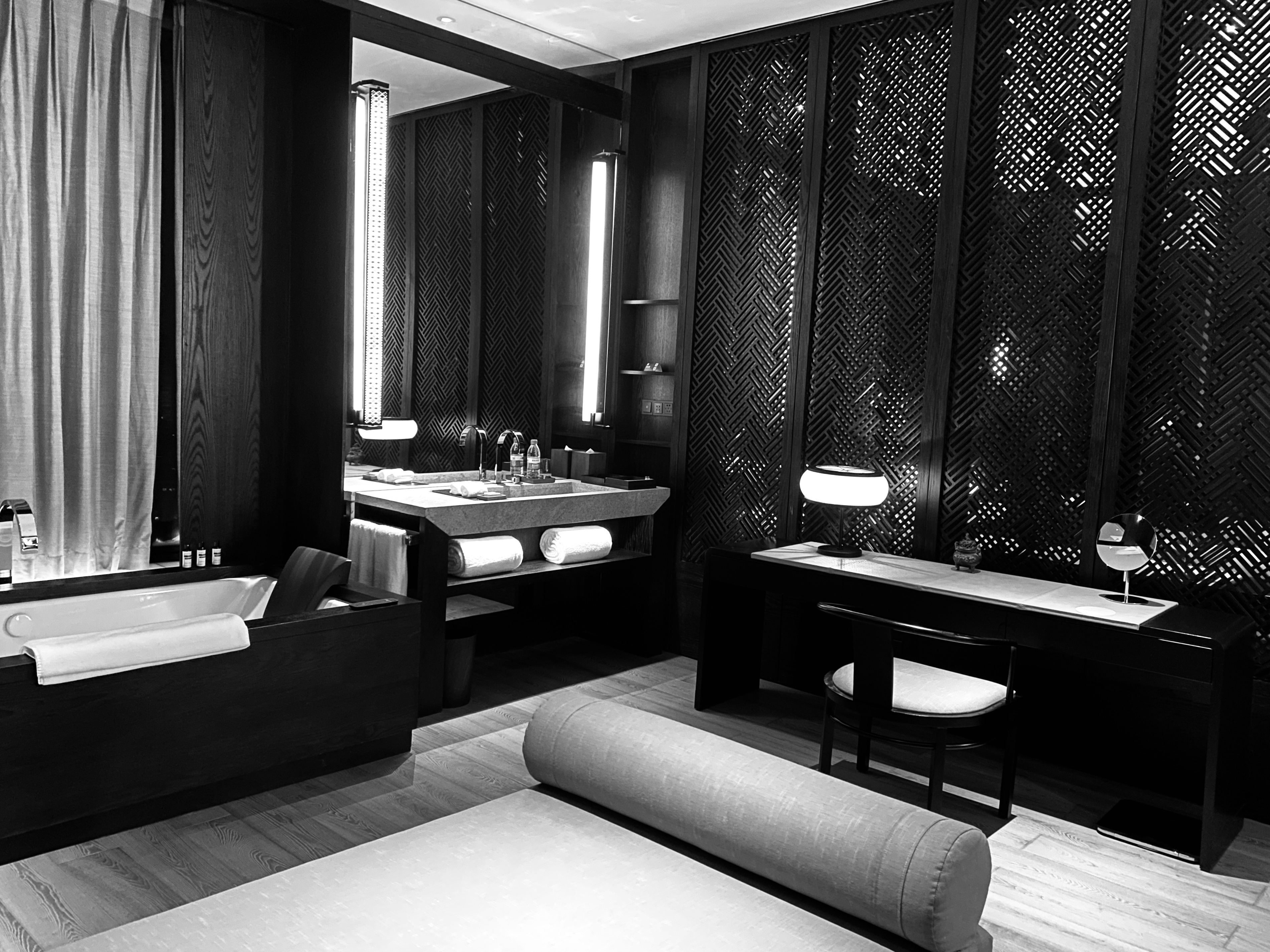 人ȿ
Hyatt Regency Wuhan