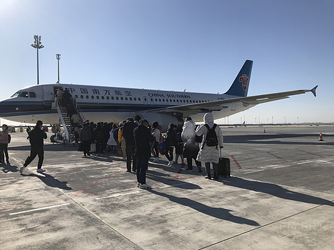 南方航空CZ8807北京大兴国际机场PKX-长沙黄花国际机场CSX空客A320经济舱体验