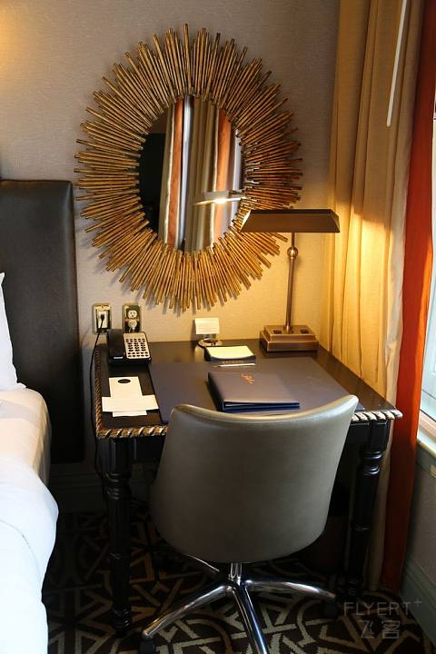 Texas--Houston--Hotel Icon Autograph Collection Room (7).JPG