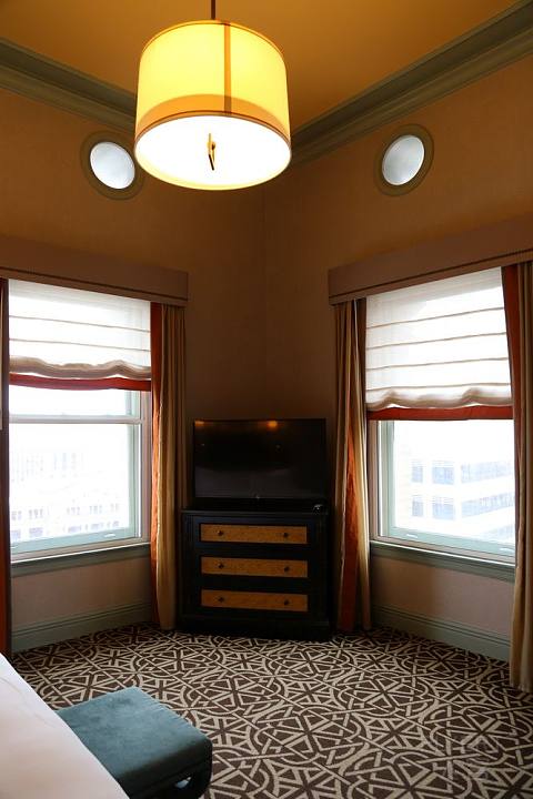 Texas--Houston--Hotel Icon Autograph Collection Room (10).JPG