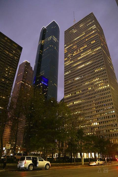 Texas--Houston Downtown at Night (15).JPG