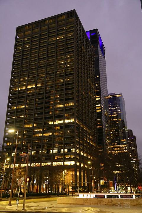 Texas--Houston Downtown at Night (14).JPG